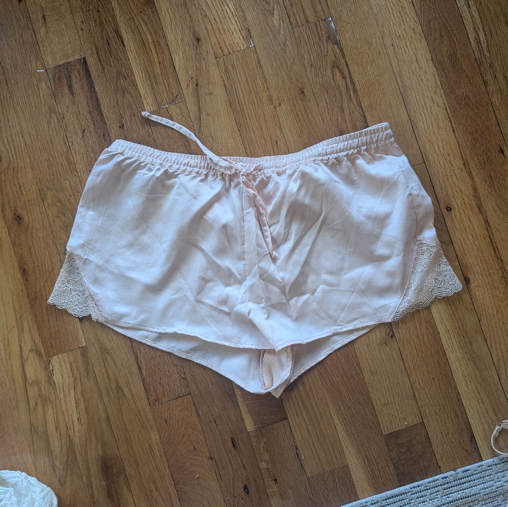 ✨ INTIMA Two-Piece Sleep Set - Size Small ✨ - Picture 4 of 5